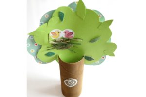 How to make a tree out of cardstock and toilet paper rolls mybrightideasblog.com